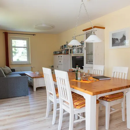 Ostseepark Waterfront_ Karavelle 31