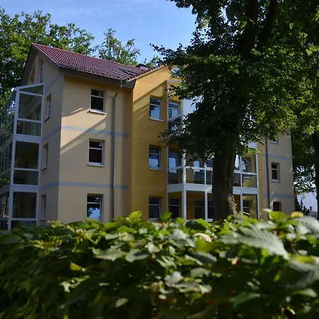 Ostseepark Waterfront_ Karavelle 31