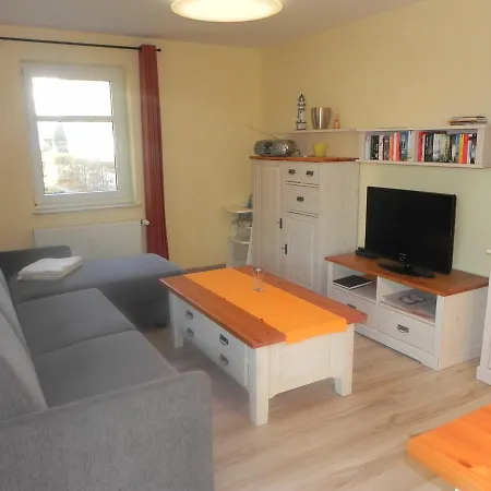 Ostseepark Waterfront_ Karavelle 31 *